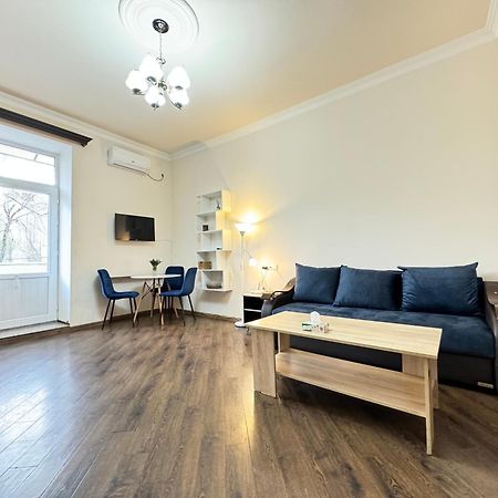 City Center Apartments On Tumanyan Street Erévan Extérieur photo