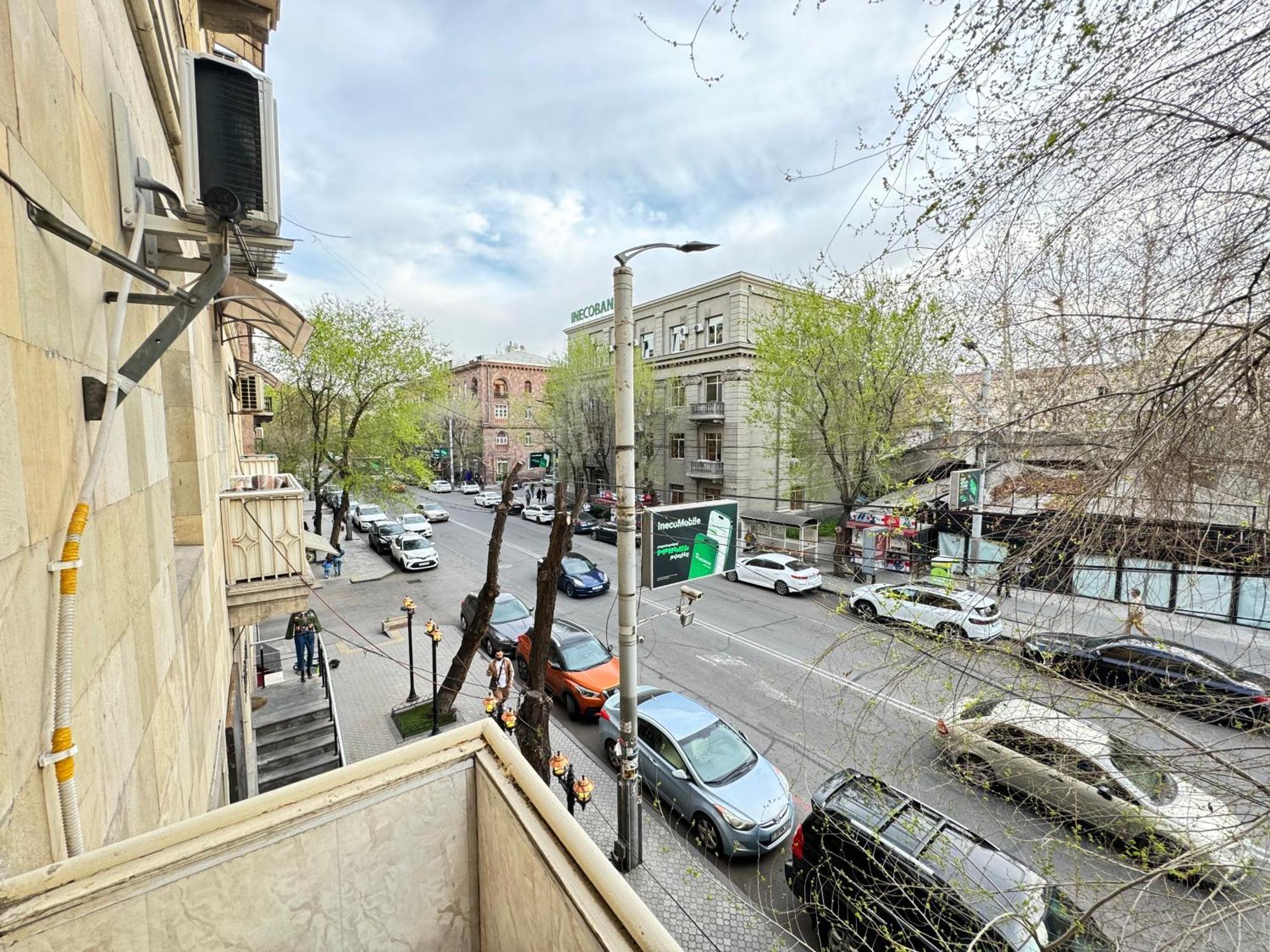 City Center Apartments On Tumanyan Street Erévan Extérieur photo